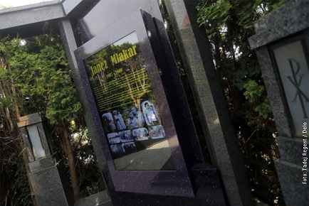 Цифровой надгробный памятник – новинка из Словении