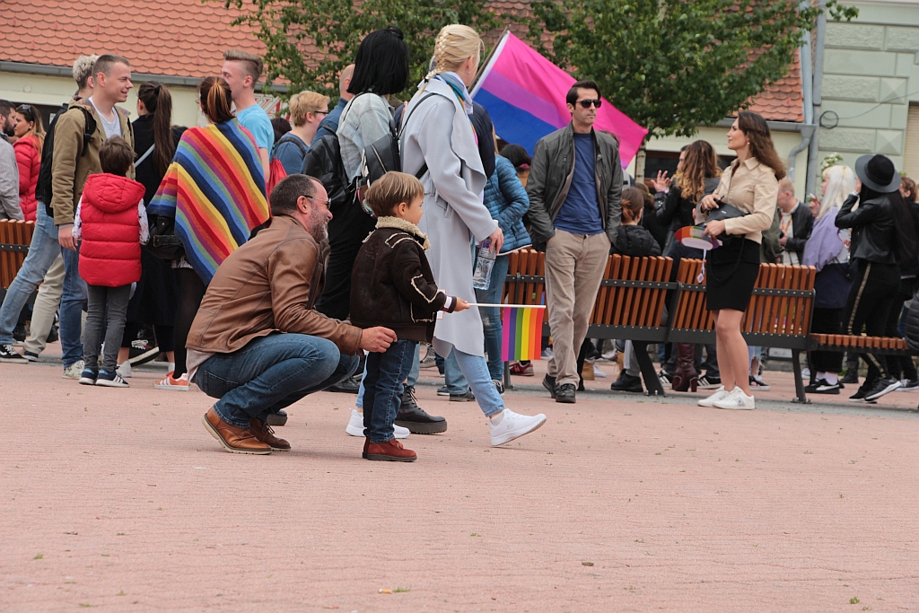 В Нови Саде прошел первый гей-парад