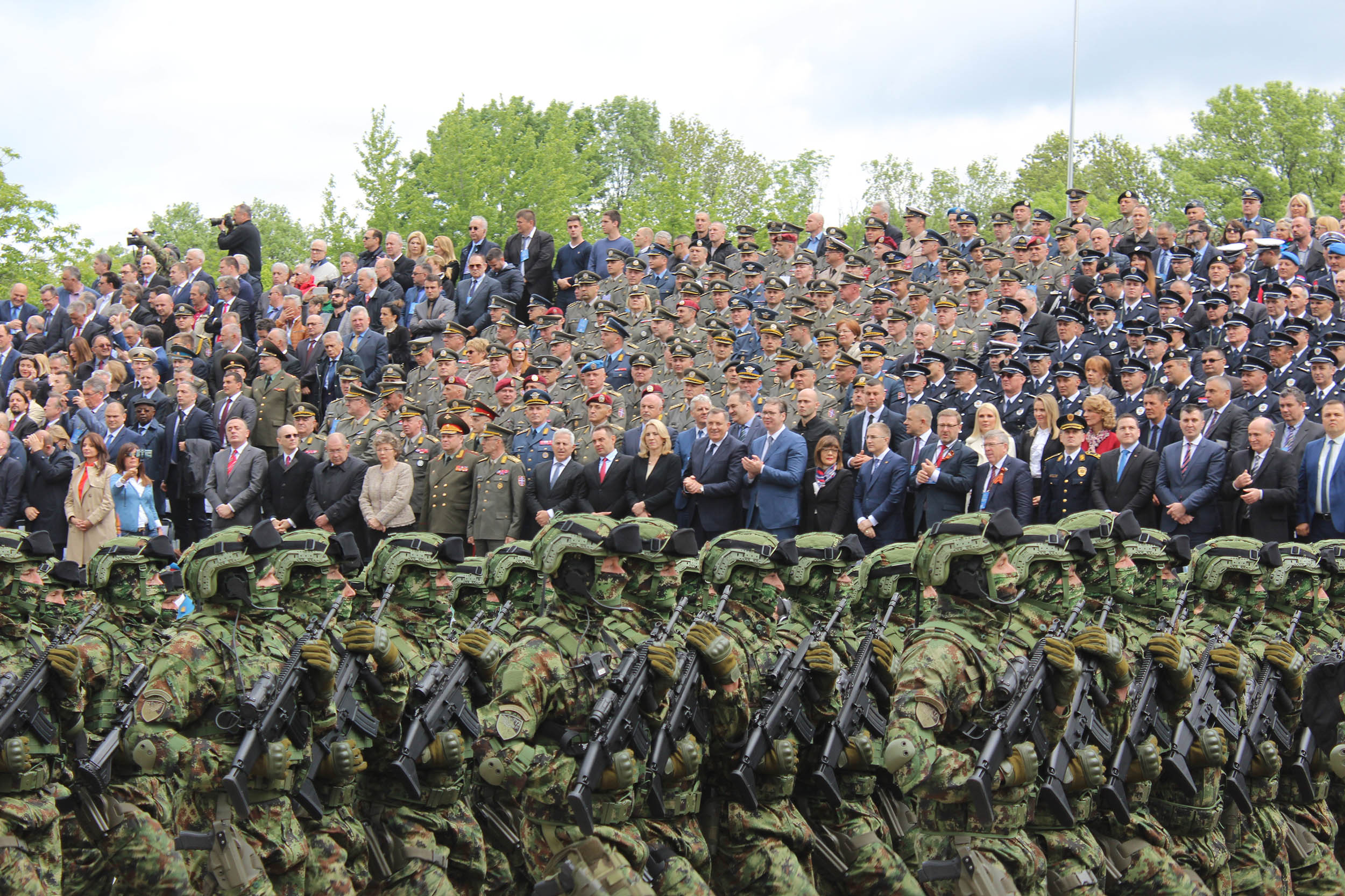 Парад в Нише