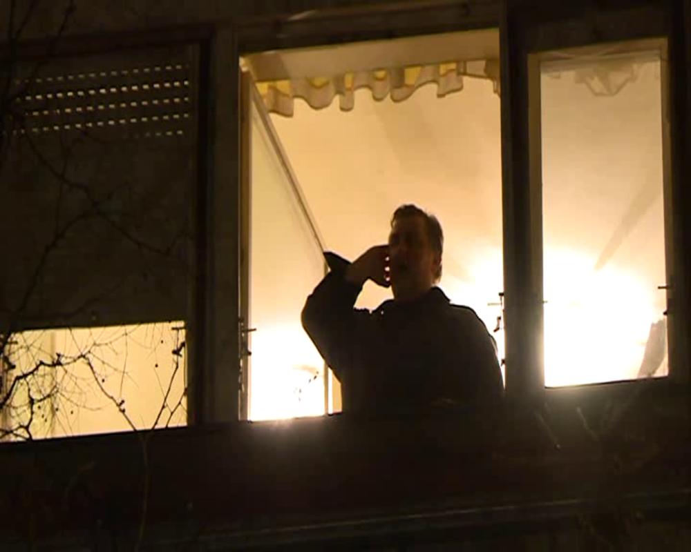 В Нови Саде оперный певец поет для соседей с балкона
