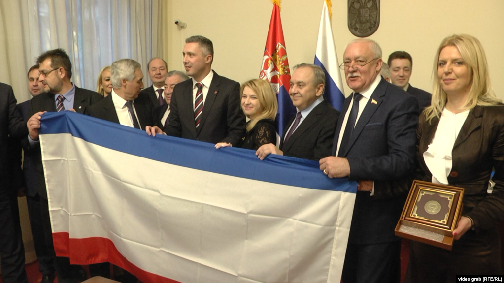 Сербская оппозиция осталась без пророссийской партии