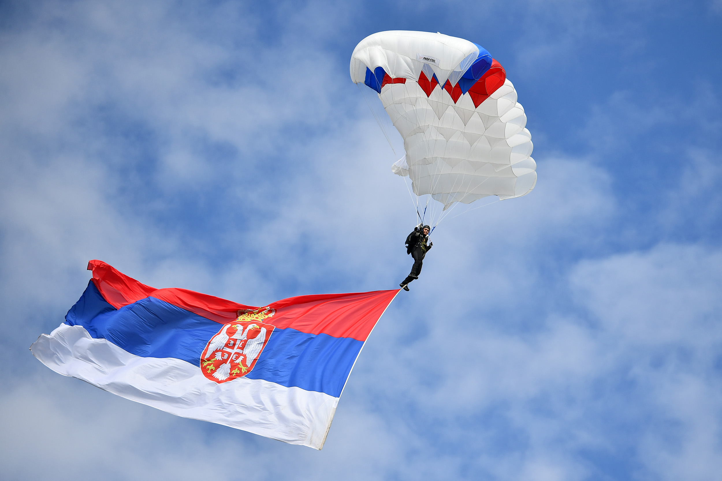 Президент Сербии: Генералы, это похоже на серьезную армию