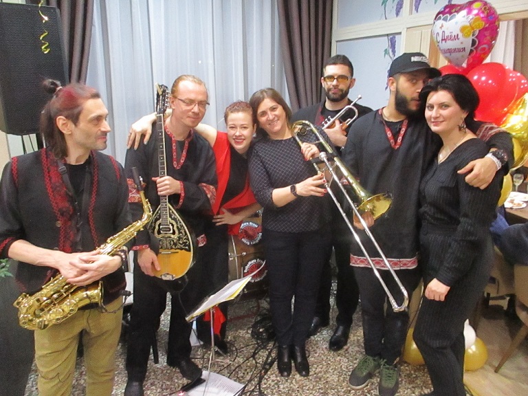 Балканский драйв от «Bubamara Brass Band»  в сербском ресторане «Код Ранке»