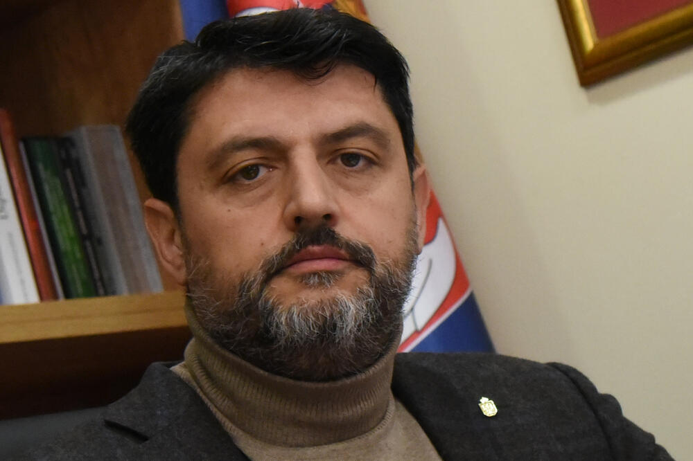 Владимир Божович
