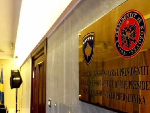 Экс-глава косовской разведки пытался украсть документы Хашима Тачи