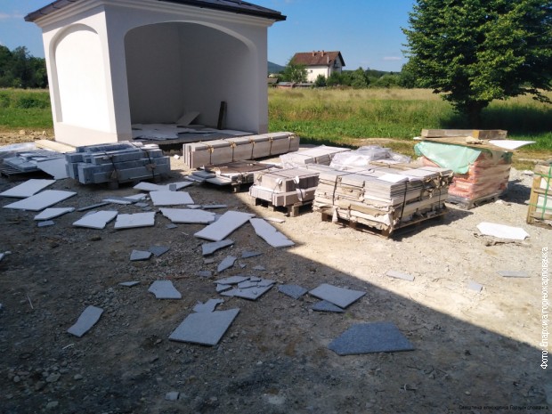 Нападение вандалов на храм в хорватском Виргинмосте