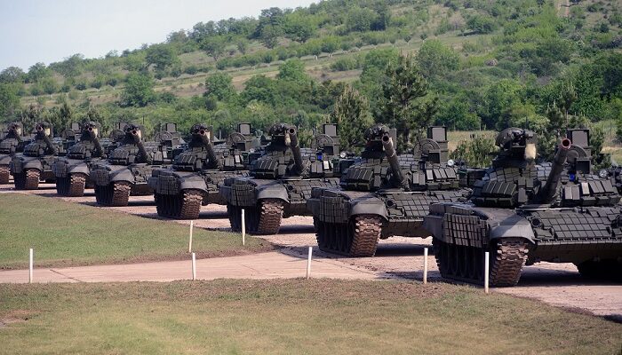 Черногория не пропустила российские танки в Сербию