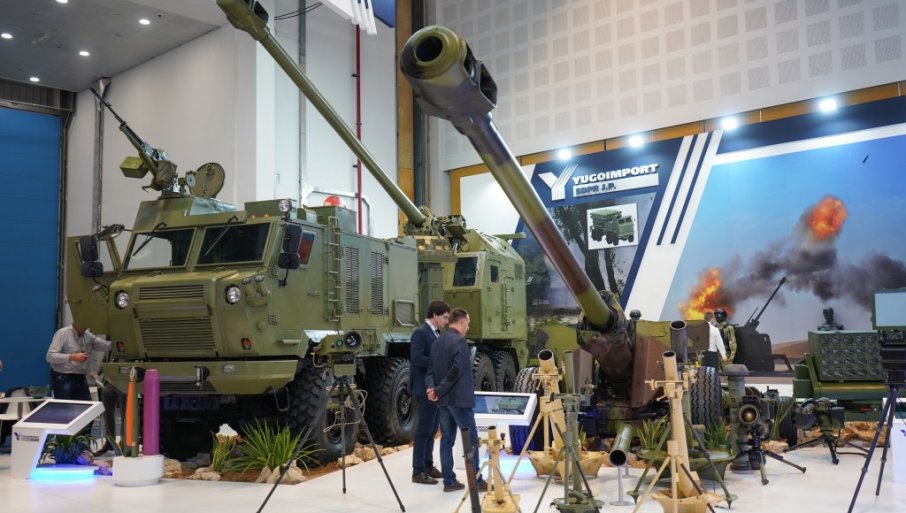 Сербская гаубица участвует в выставке вооружений в США