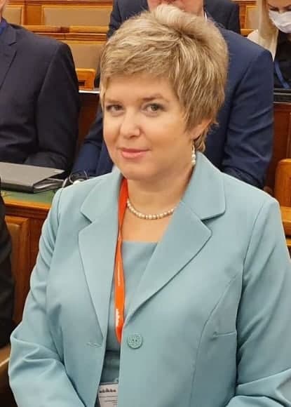 Эльвира Ковач