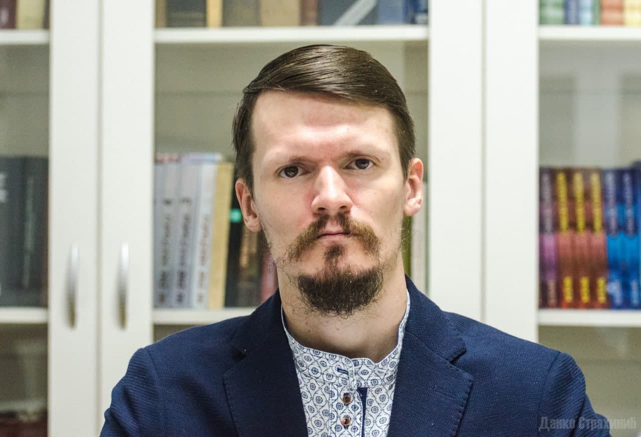 Владимир Басенков