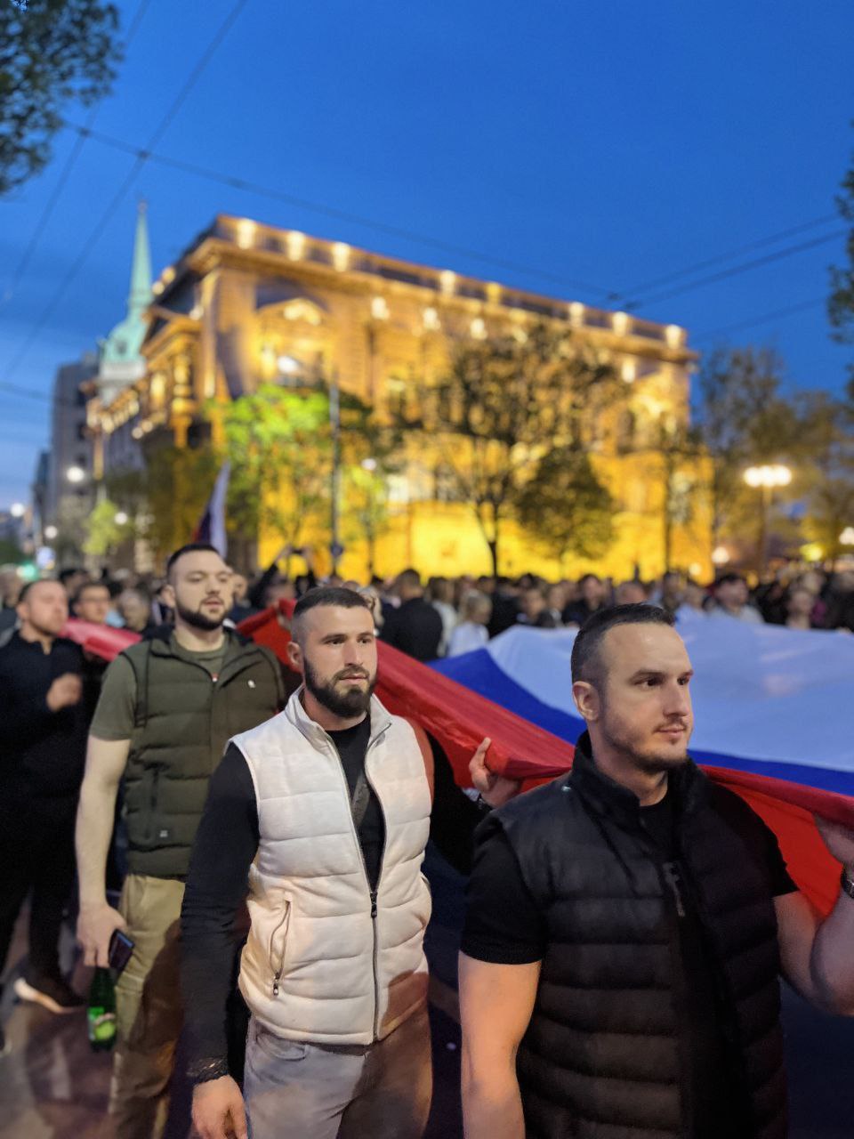 митинг в поддержку России