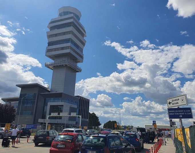 аэропорт Белград