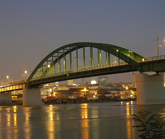 Российские архитекторы спасут белградский мост