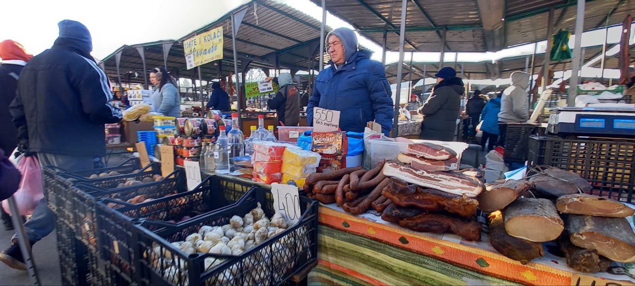 Сербский блошиный рынок: От колбасы до телевизора