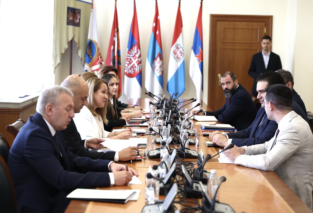 Министр Паунович встретилась с главой МВД Греции