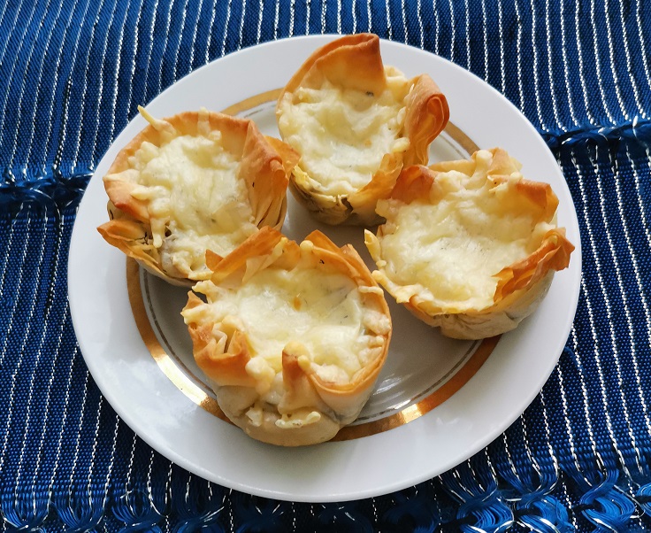 Корзиночки из теста фило с грибами
