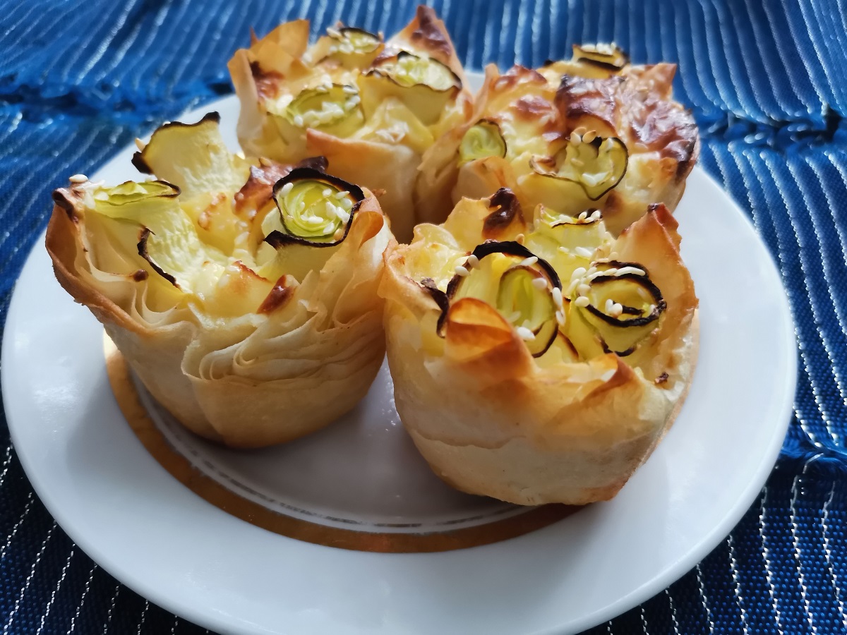 Корзиночки из теста фило с цукини