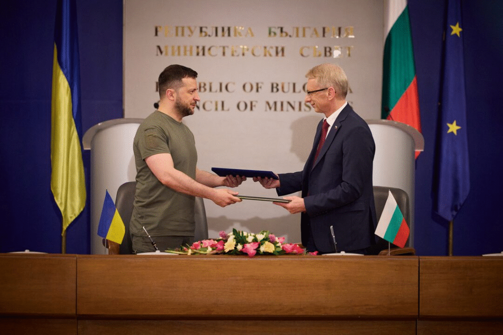 Теневая операция НАТО, украинские базы в Болгарии и план по слому нейтралитета Сербии