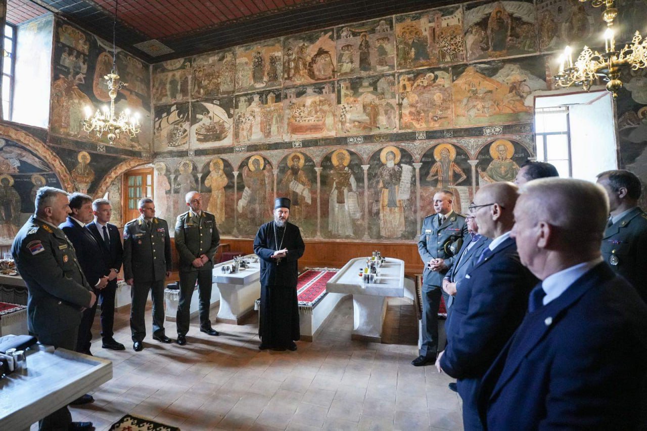 Министр Гашич посетил монастырь Хиландар