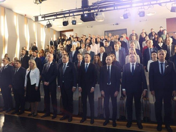 Сиярто в Баня-Луке: Венгрия и Сербская Республика строят крепкую дружбу, которая тревожит Европу