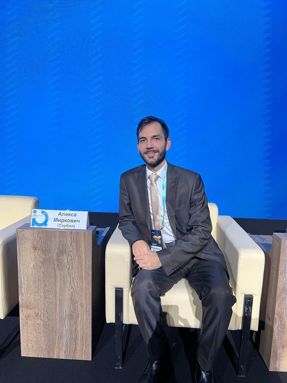 Алекса Мирковић: Учећи друге нације, Русија улаже у будућност света