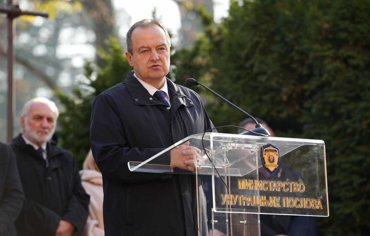 Выпустились 654 новых полицейских